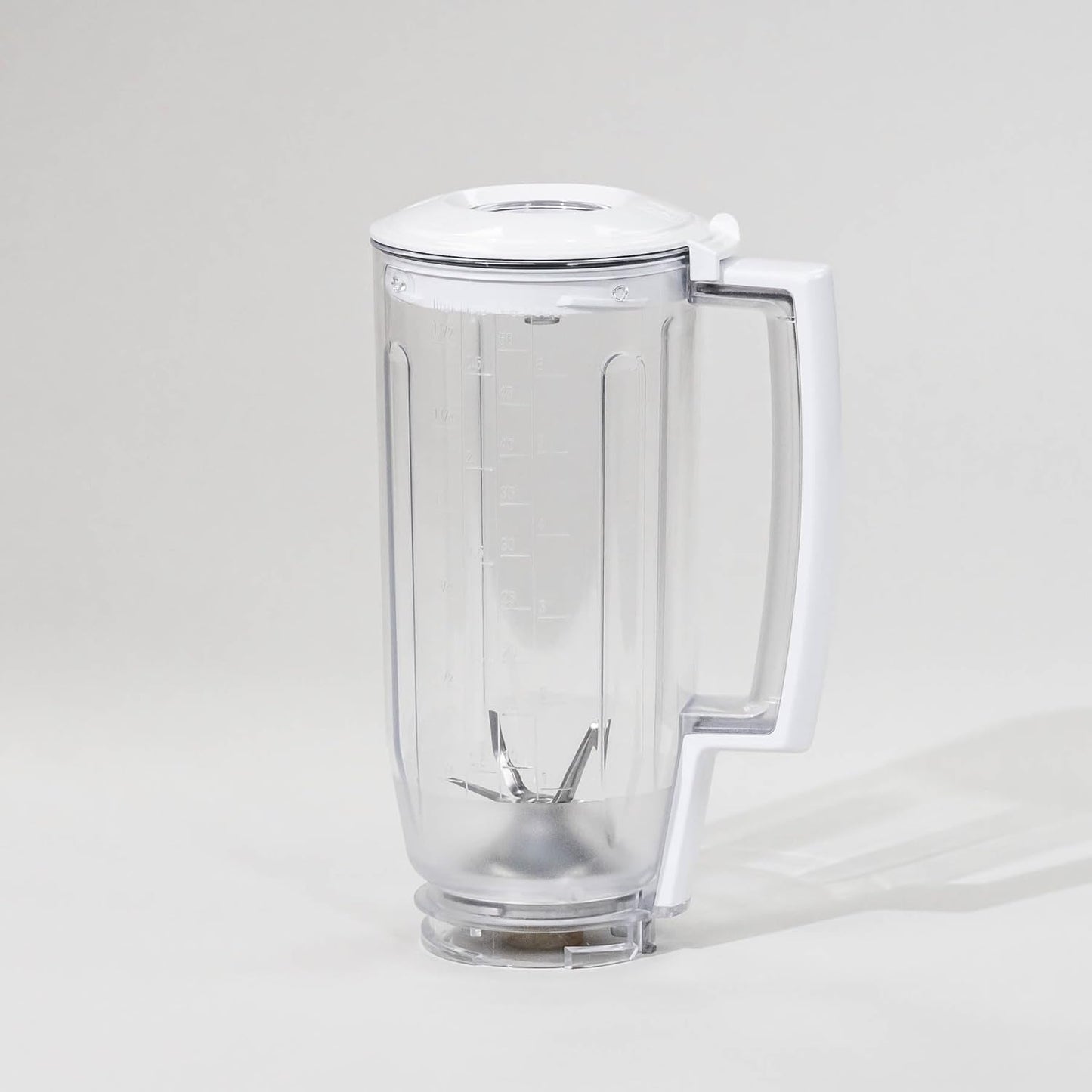 Bosch Universal Plus Stand Mixer 500 Watt, 6.5 Quarts with Wire Whips, Dough Hook, NutriMill Dough Hook Extender, and Blender Bundle